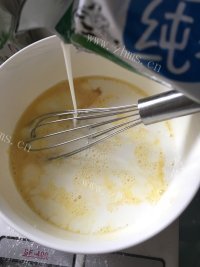 香气浓郁的千层榴莲蛋糕做法图解1)