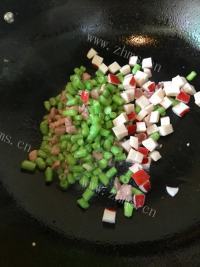 香气浓郁的炒饭做法图解7)