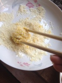香喷喷的炸香蕉做法图解3)