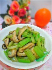 芹菜炒香菇自制