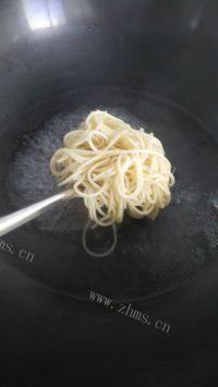 美味的热干面做法图解5)