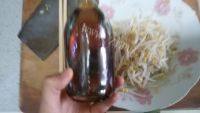 家常菜凉拌豆芽做法图解4)