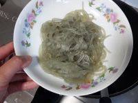 家常菜菠菜粉丝做法图解5)