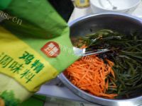满口清香的凉拌海带丝做法图解11)