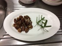 色香味俱全的蒜香排骨做法图解8)