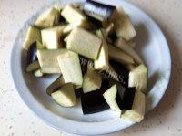 自制美食西红柿炒茄子做法图解1)