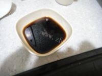 家常菜凉拌茼蒿做法图解3)
