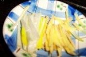 红酒焖大虾做法图解3)