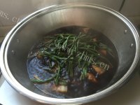 家常菜干豆角烧肉做法图解9)