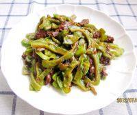 家常菜苦瓜炒牛肉