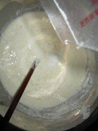 口感好的鸡蛋煎饼做法图解4)
