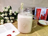 美味莓汁苹果奶昔做法图解10)