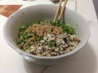 芹菜香菇馄饨做法图解3)