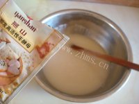 铁锅贴饼子炖草鱼做法图解2)