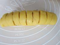美味的毛毛虫豆沙面包做法图解8)