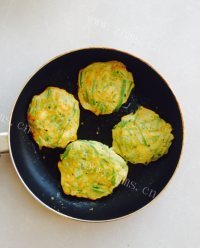 软软的馒头丝瓜松饼做法图解11)