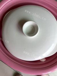 滋补乌鸡汤做法图解6)