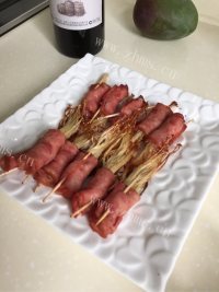 家常菜培根金针菇卷
