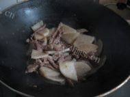 家常菜萝卜炒牛肉