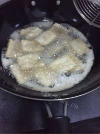家常菜韭菜炒豆腐做法图解3)