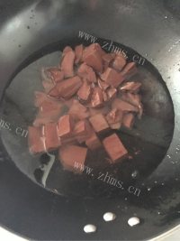 家常红烧猪血菠菜做法图解2)