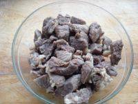 家常菜土豆烧牛肉做法图解6)