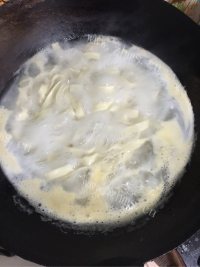 西红柿鸡蛋面做法图解6)