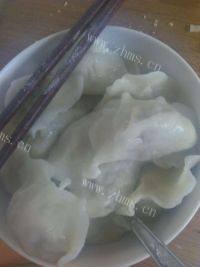 自己做的猪肉大葱饺子