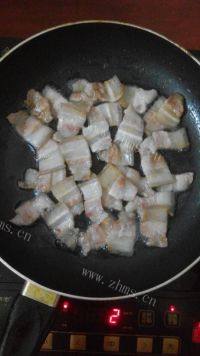 家常菜泡菜炒五花肉做法图解3)