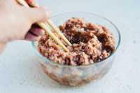 自制芹菜饺子做法图解5)