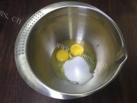 美味三色玛德琳蛋糕做法图解2)