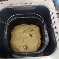 唇齿留香的全麦小餐包做法图解1)