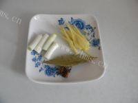 自制排骨炖豆角做法图解2)
