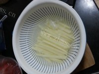 炸薯条做法图解3)