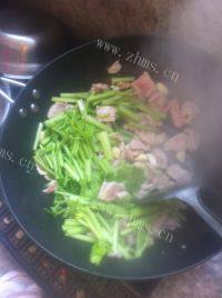 极致的芹菜肉丝做法图解3)