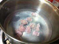 营养丰富的肉丸冬瓜汤做法图解5)