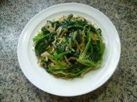 家常菜虾皮炒菠菜