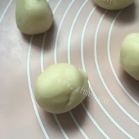 美味营养的炸糖糕做法图解6)