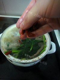 营养的菠菜猪肝汤做法图解8)
