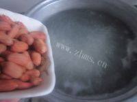 美味早餐花生红枣粥做法图解3)