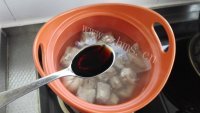 色香味浓的肉骨茶做法图解6)