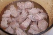 春笋红烧肉做法图解3)