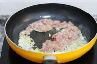 DIY鱼香肉丝做法图解6)