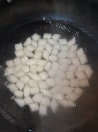 甜蜜的小蛋圆酒酿水果羹做法图解3)