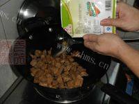 拿手好菜番茄炖牛肉做法图解12)