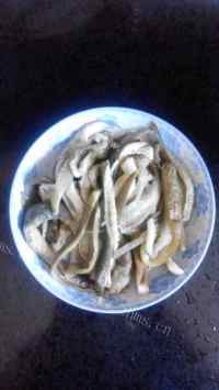 好吃的凉拌茄子做法图解3)