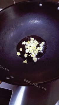 美味的清炒西兰花做法图解2)