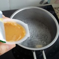 香气浓郁的鱼丸酸辣粉做法图解17)