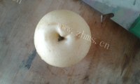 美味的冰糖蒸梨做法图解1)