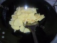 秀色可餐的番茄炒土豆做法图解6)